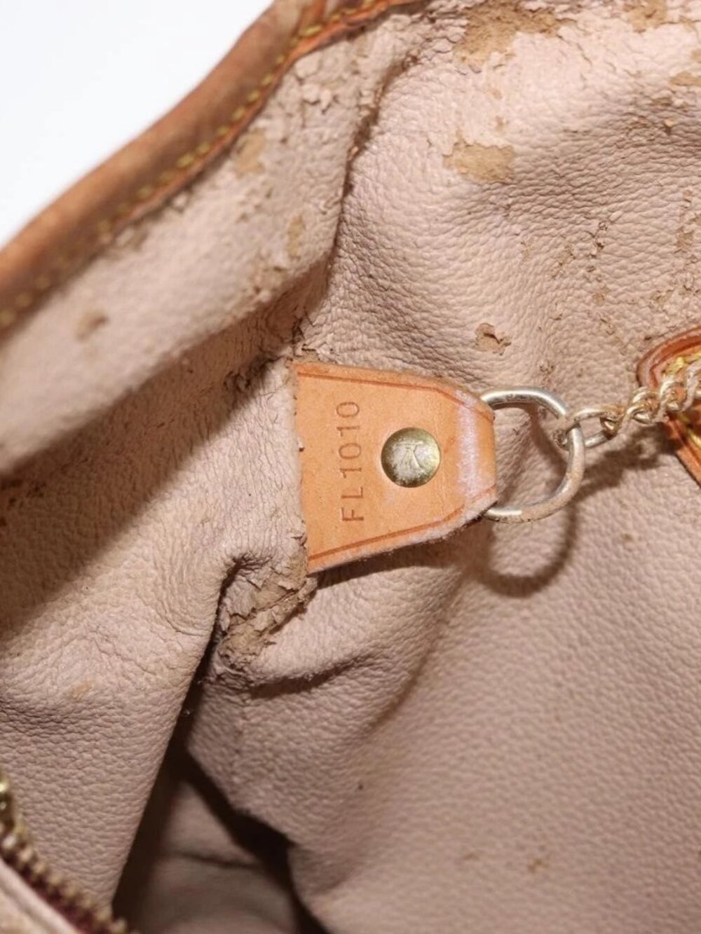 LOUIS VUITTON Monogram Bucket GM Shoulder Bag M42236 LV Auth 158346 - Picture 12 of 16